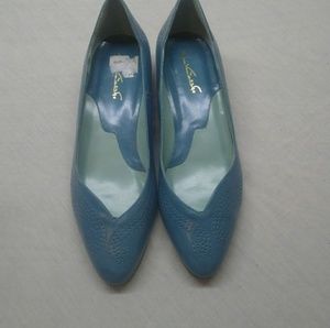 NWB Gloria Vanderbilt Heels
